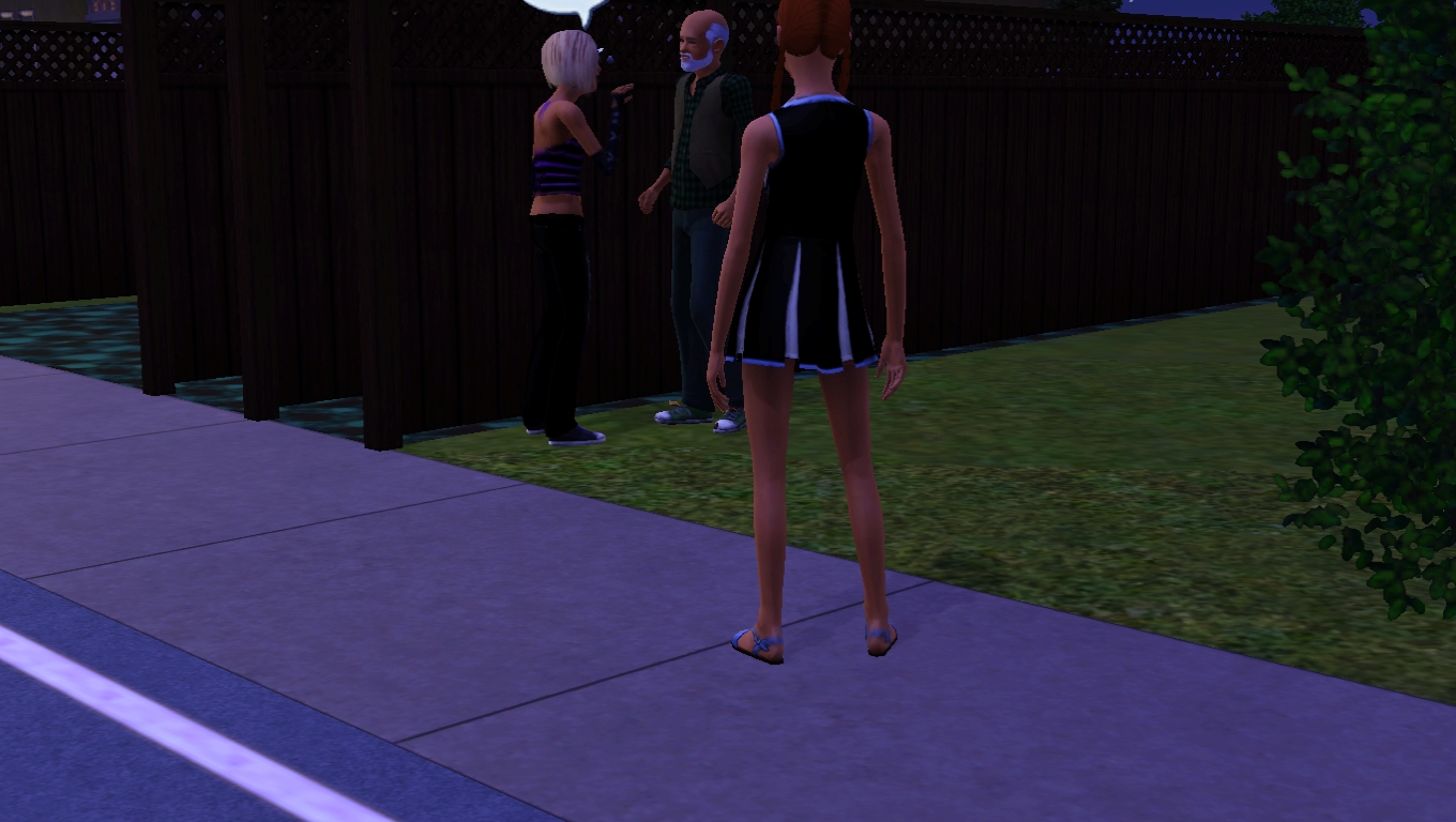 Sophia:Prečo tak kričíte,už je 20:00 mali by ste ísť dnu